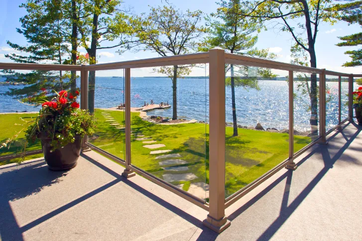 Aluminum Railing with Glass: Sleek Elegance and Lasting Durability